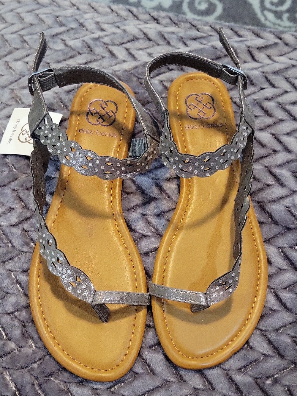 Daisy Fuentes Silver Metallic Braided T-Strap Sandals